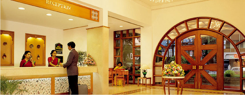 Hotel Abad Plaza Kochi Екстер'єр фото